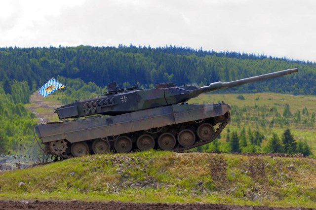 Leopard 2 (47).jpg